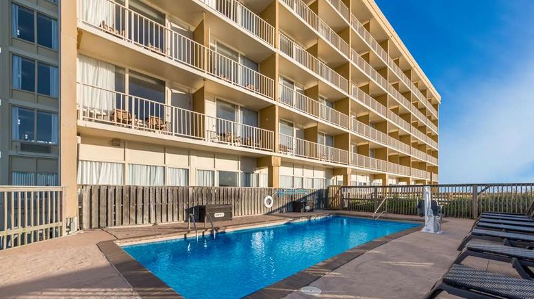 <b>Comfort Inn Oceanfront South Pool</b>. Images powered by <a href="https://iceportal.shijigroup.com/" title="IcePortal" target="_blank">IcePortal</a>.