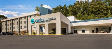 Clarion Pointe Sylva Exterior
