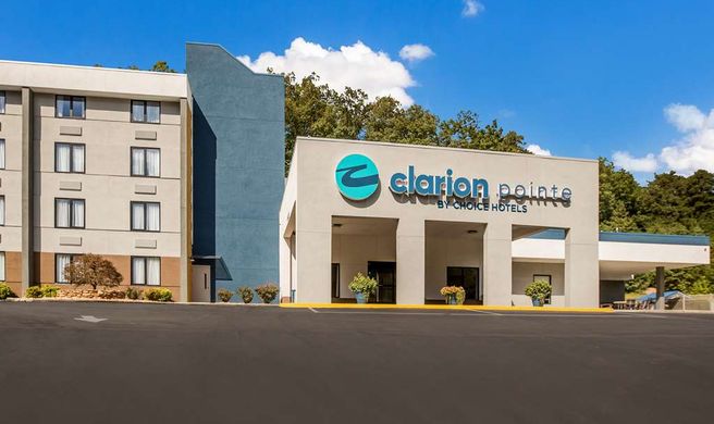Clarion Pointe Sylva Exterior
