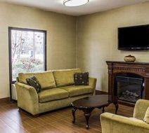 Quality Inn Kinston Lobby