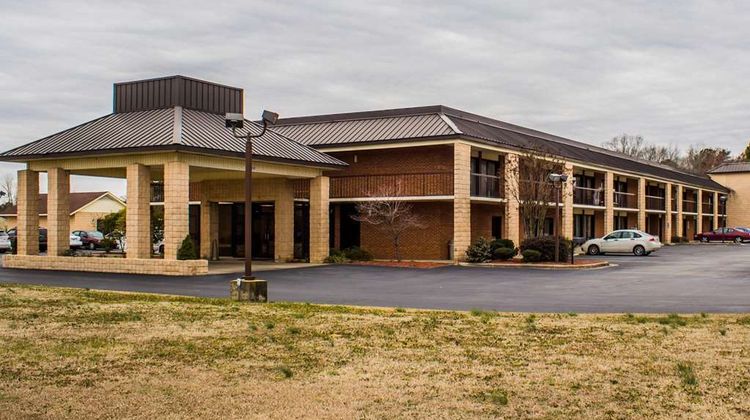 Quality Inn Kinston Exterior
