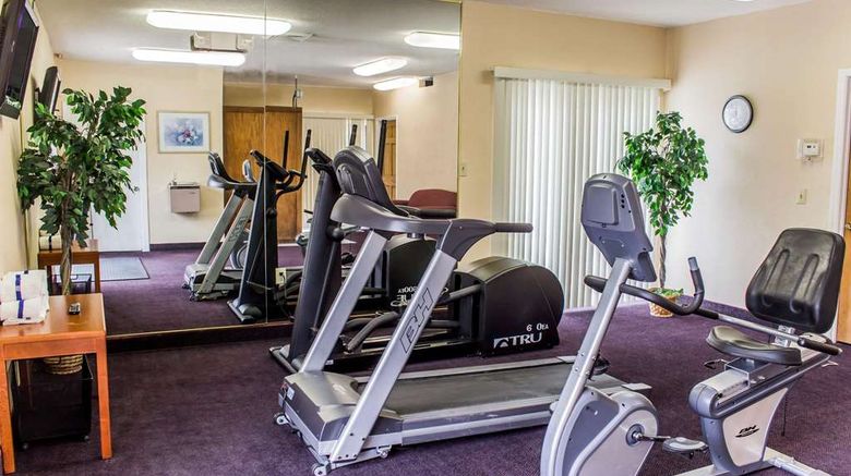 <b>Quality Inn Kinston Health</b>. Images powered by <a href="https://iceportal.shijigroup.com/" title="IcePortal" target="_blank">IcePortal</a>.
