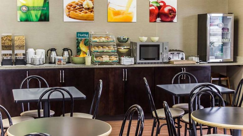 <b>Quality Inn Kinston Restaurant</b>. Images powered by <a href="https://iceportal.shijigroup.com/" title="IcePortal" target="_blank">IcePortal</a>.
