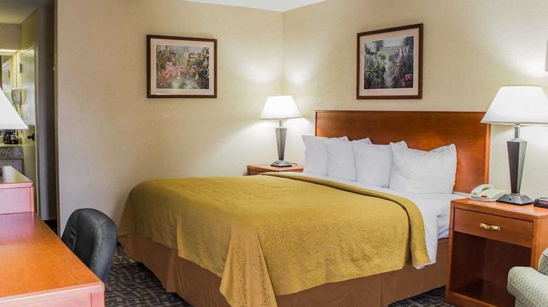 <b>Quality Inn Kinston Room</b>. Images powered by <a href="https://iceportal.shijigroup.com/" title="IcePortal" target="_blank">IcePortal</a>.