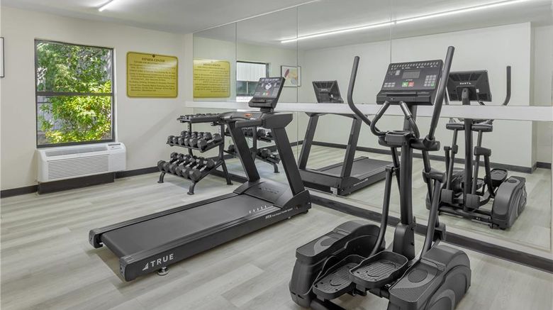 <b>Quality Inn Washington Health</b>. Images powered by <a href="https://iceportal.shijigroup.com/" title="IcePortal" target="_blank">IcePortal</a>.