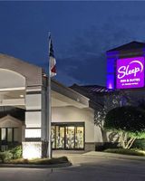 Sleep Inn & Suites near Ft Bragg