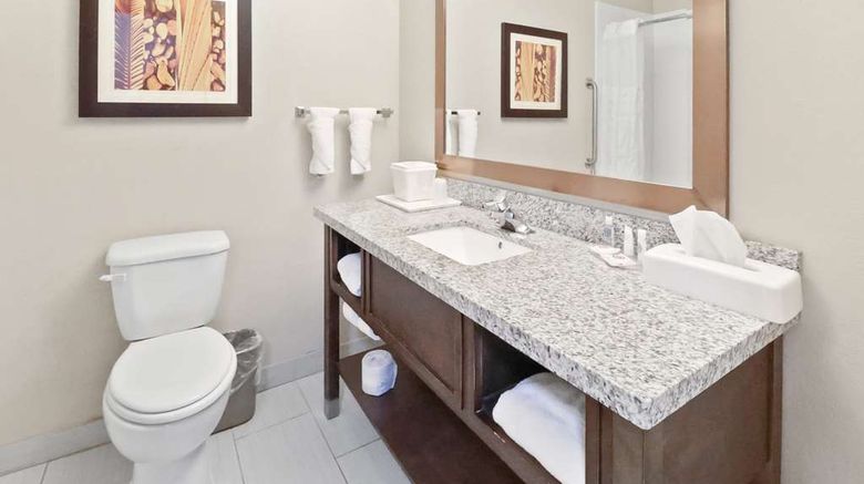 <b>Comfort Inn Room</b>. Images powered by <a href="https://iceportal.shijigroup.com/" title="IcePortal" target="_blank">IcePortal</a>.