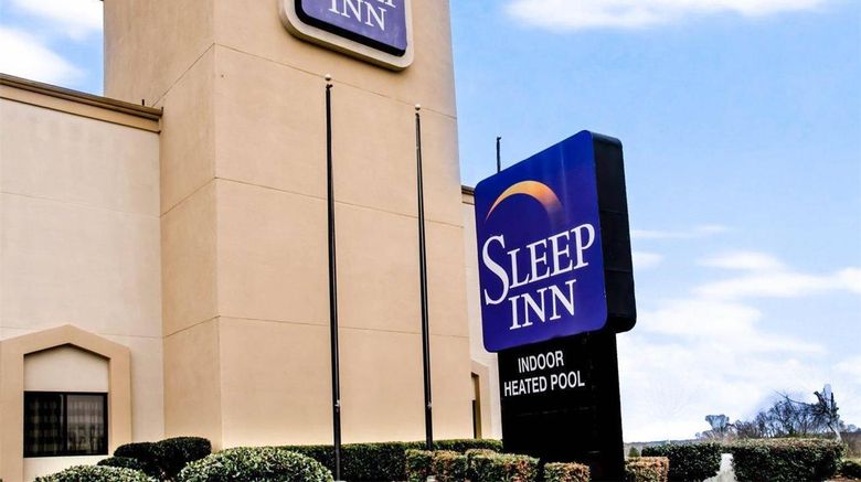 <b>Sleep Inn Exterior</b>. Images powered by <a href="https://iceportal.shijigroup.com/" title="IcePortal" target="_blank">IcePortal</a>.