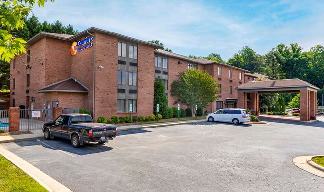 Comfort Inn Exterior