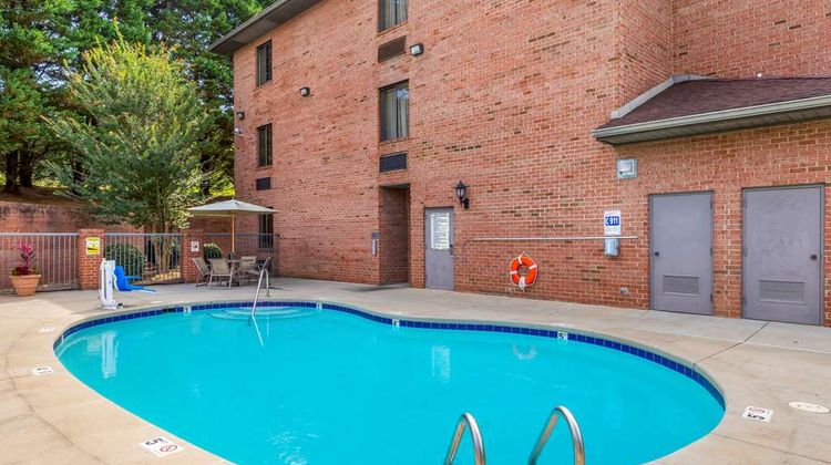 Comfort Inn Pool