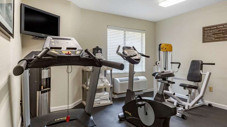 <b>Sleep Inn Health</b>. Images powered by <a href="https://iceportal.shijigroup.com/" title="IcePortal" target="_blank">IcePortal</a>.