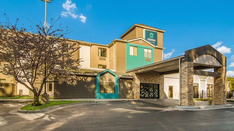 Clarion Pointe Wake Forest-Raleigh North Exterior