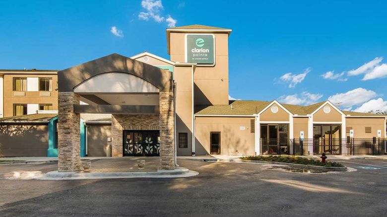 <b>Clarion Pointe Wake Forest-Raleigh North Exterior</b>. Images powered by <a href="https://iceportal.shijigroup.com/" title="IcePortal" target="_blank">IcePortal</a>.