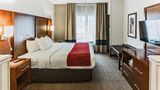 <b>Comfort Suites Suite</b>. Images powered by <a href="https://iceportal.shijigroup.com/" title="IcePortal" target="_blank">IcePortal</a>.