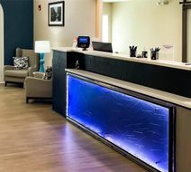 Comfort Suites Lobby