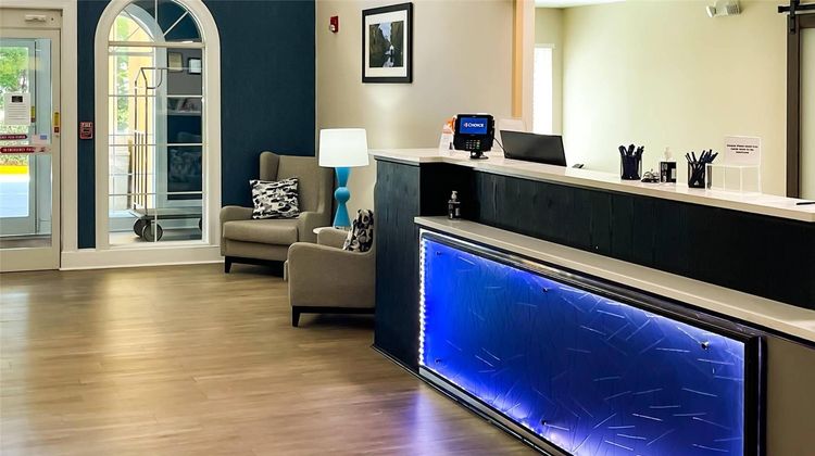 Comfort Suites Lobby