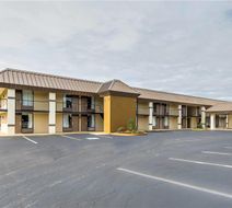 Quality Inn Forest City Exterior