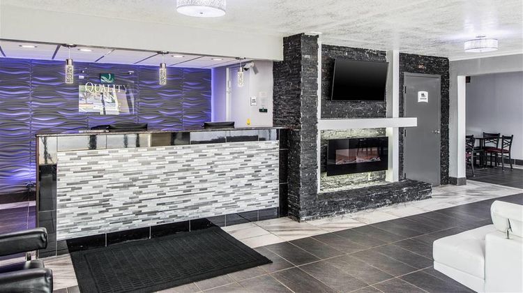 Quality Inn Forest City Lobby