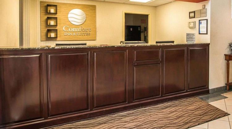 Comfort Inn and Suites Morganton South Lobby