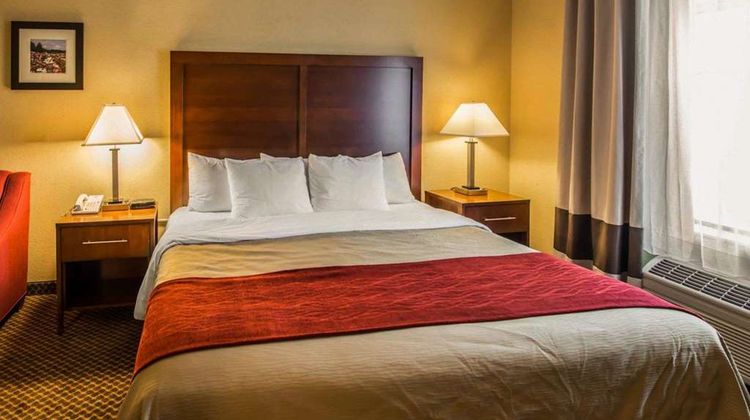 Comfort Inn and Suites Morganton South Suite