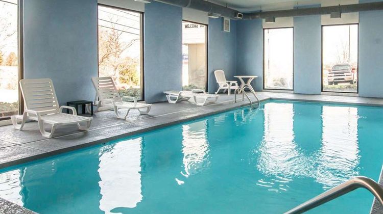Comfort Inn and Suites Morganton South Pool