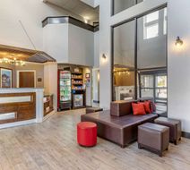 Comfort Suites Southport - Oak Island Lobby