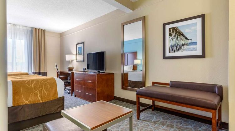 Comfort Suites Southport - Oak Island Suite