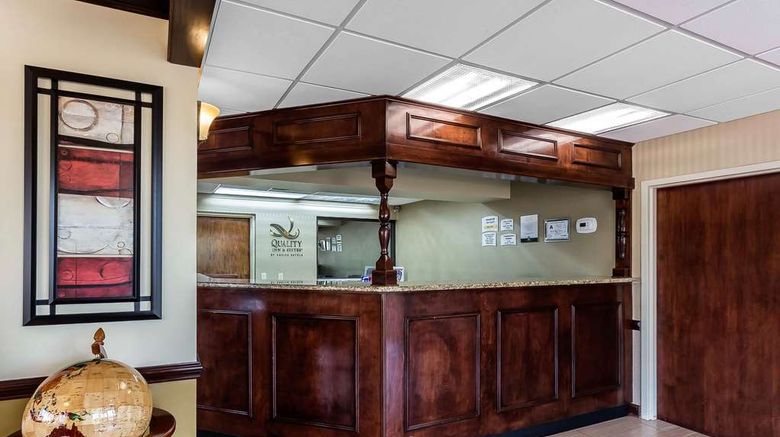 <b>Quality Inn & Suites Mooresville Lobby</b>. Images powered by <a href="https://iceportal.shijigroup.com/" title="IcePortal" target="_blank">IcePortal</a>.
