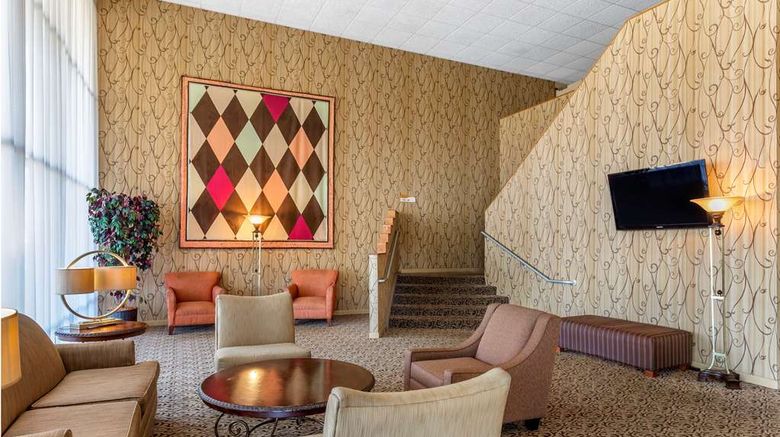 <b>Quality Inn & Suites Airpark East Lobby</b>. Images powered by <a href="https://iceportal.shijigroup.com/" title="IcePortal" target="_blank">IcePortal</a>.