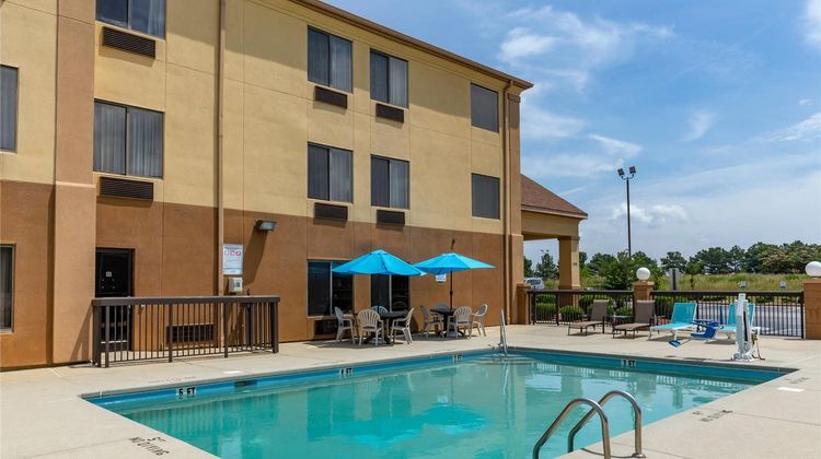 Comfort Inn Pool