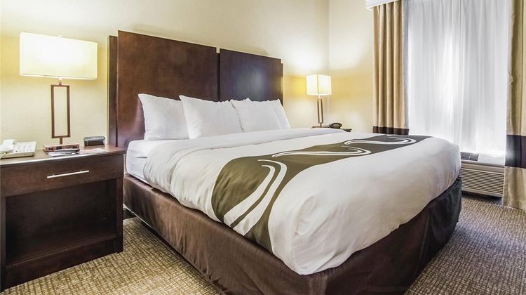 Quality Suites Graham - Burlington South Suite