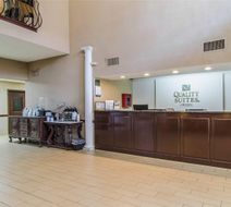 Quality Suites Graham - Burlington South Lobby