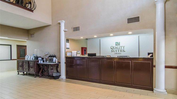 Quality Suites Graham - Burlington South Lobby