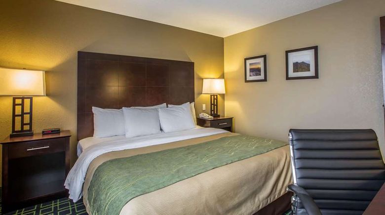 <b>Quality Inn Suite</b>. Images powered by <a href="https://iceportal.shijigroup.com/" title="IcePortal" target="_blank">IcePortal</a>.
