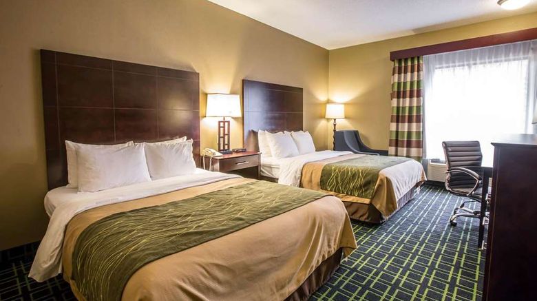 <b>Quality Inn Room</b>. Images powered by <a href="https://iceportal.shijigroup.com/" title="IcePortal" target="_blank">IcePortal</a>.