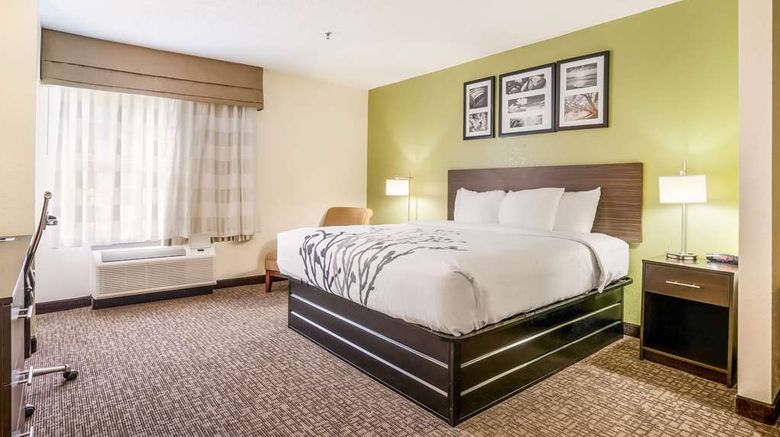 <b>Sleep Inn Suite</b>. Images powered by <a href="https://iceportal.shijigroup.com/" title="IcePortal" target="_blank">IcePortal</a>.