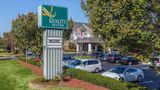 Quality Suites Pineville–Charlotte Exterior
