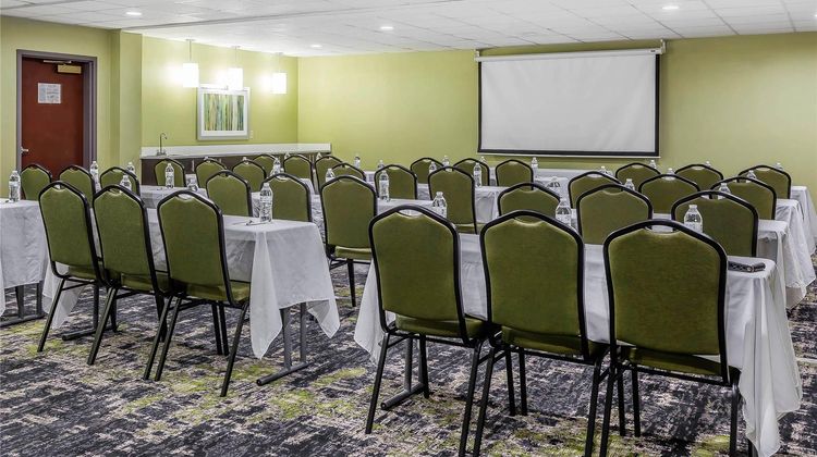 Quality Suites Pineville–Charlotte Meeting