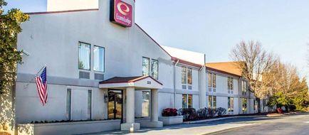 Econo Lodge Burlington Exterior