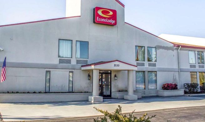 Econo Lodge Burlington Exterior