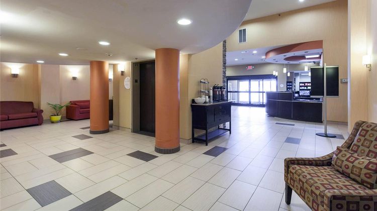 Comfort Inn & Suites Statesville Lobby