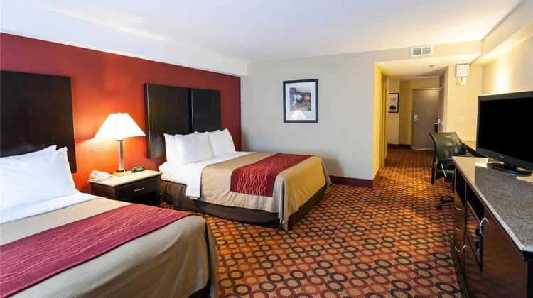 Comfort Inn & Suites Statesville Suite