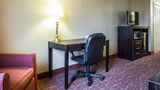 <b>Quality Inn & Suites Monroe Suite</b>. Images powered by <a href="https://iceportal.shijigroup.com/" title="IcePortal" target="_blank">IcePortal</a>.