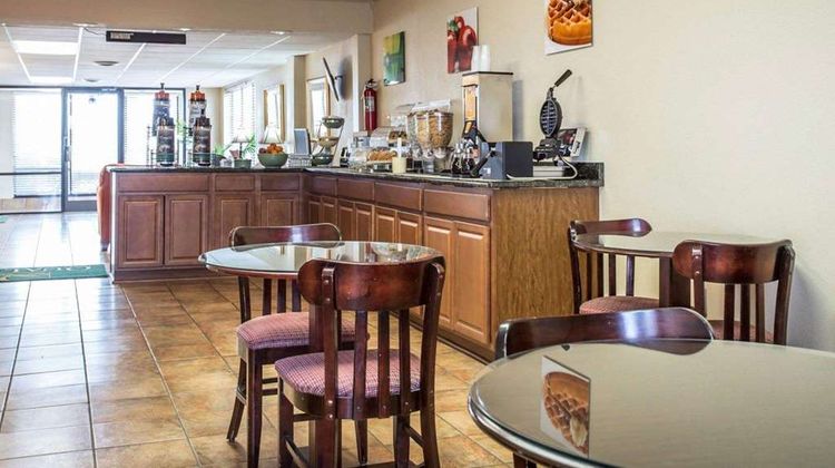 Quality Inn & Suites Monroe Restaurant