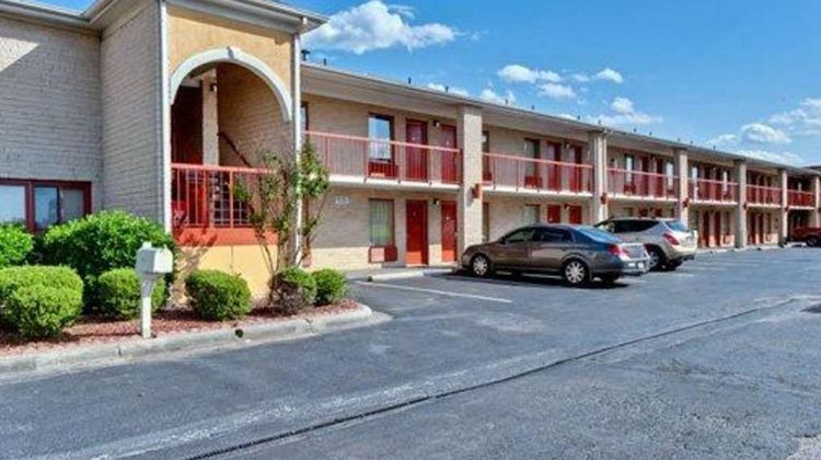 Quality Inn & Suites Monroe Exterior
