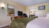 Econo Lodge Battleboro Room