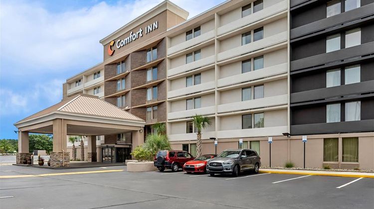 Comfort Inn University Exterior