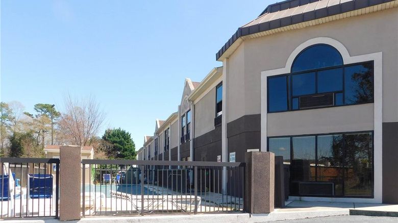 <b>Quality Inn & Suites Thomasville Exterior</b>. Images powered by <a href="https://iceportal.shijigroup.com/" title="IcePortal" target="_blank">IcePortal</a>.