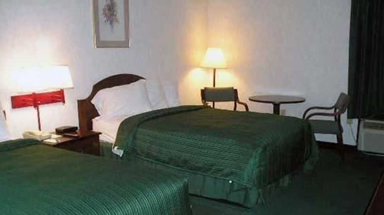 <b>Quality Inn & Suites Thomasville Room</b>. Images powered by <a href="https://iceportal.shijigroup.com/" title="IcePortal" target="_blank">IcePortal</a>.