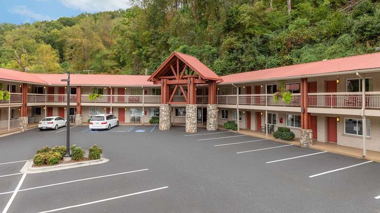 <b>Econo Lodge of Cherokee Exterior</b>. Images powered by <a href="https://iceportal.shijigroup.com/" title="IcePortal" target="_blank">IcePortal</a>.